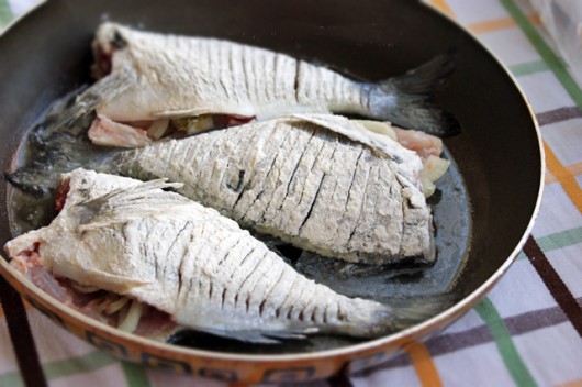 Kiçik sirr: Balığı sümüklərsiz qızartmağın qaydası