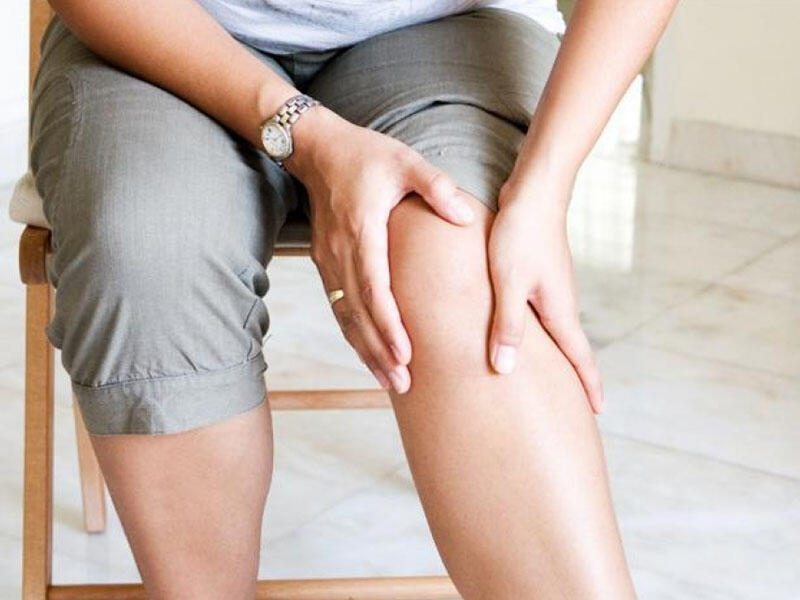 Oynaq ağrılarının səbəbləri və müalicə üsulları