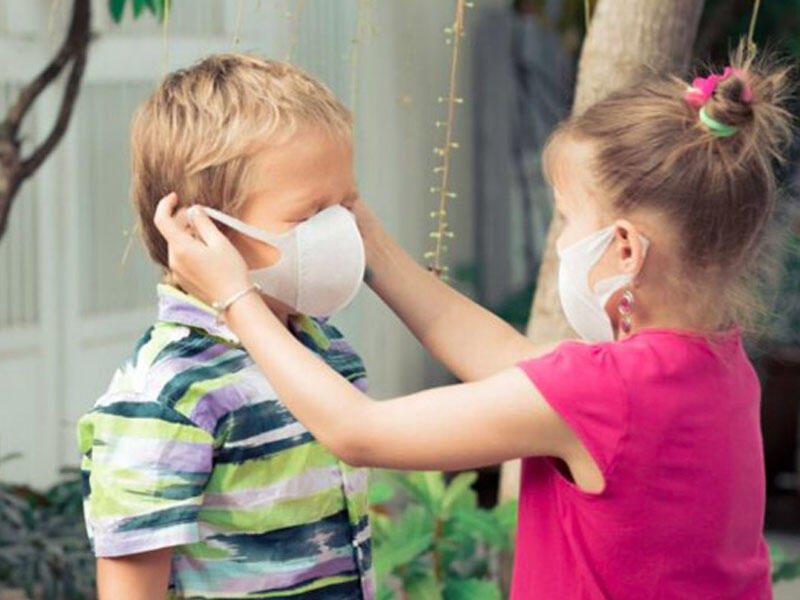 Yaponiya alimləri: 3 yaşına qədər uşaqlar maska taxmamalıdır