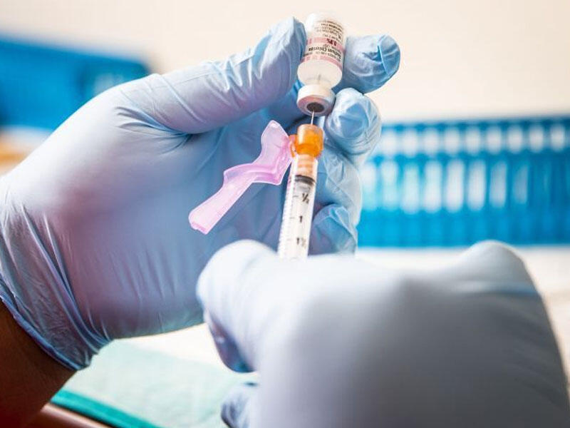 Kim peyvənd olunmayıb, təcili çiçək vaksini vurulmalıdır - İtalyan ekspert