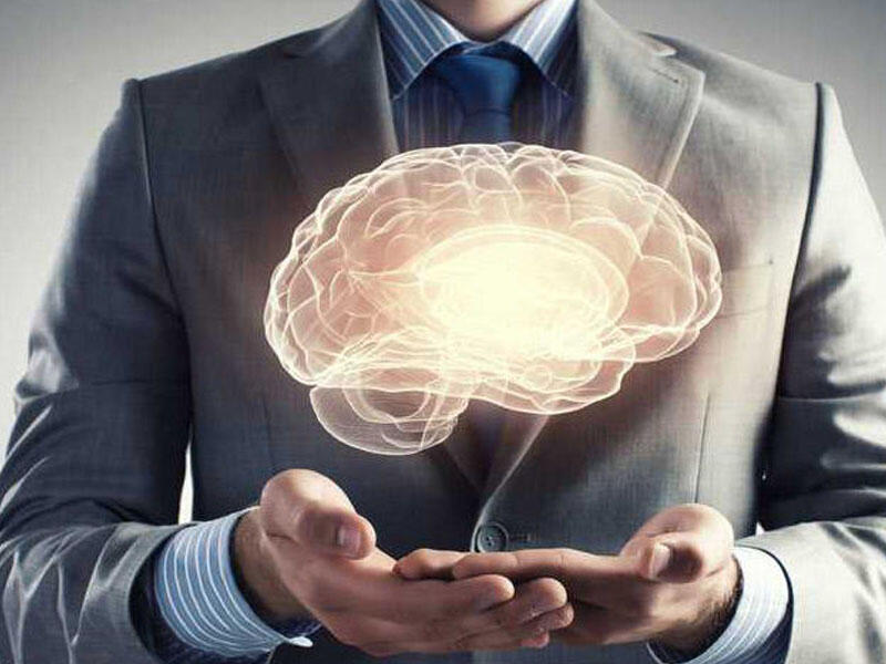 Beyinin alın payının şişləri