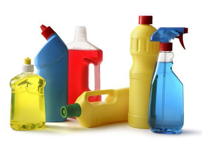 Kişi yuyucu maye içib özünü zəhərlədi