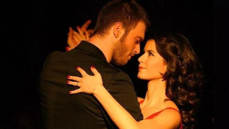 Beren Saatın son halı görənləri təəccübləndirdi - FOTO