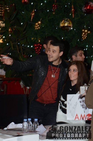 Emin Ağalarov sevənləri ilə görüşdü