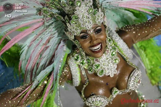 Braziliyada karnaval keçirilir - Fotolar