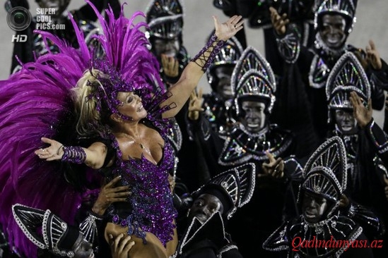 Braziliyada karnaval keçirilir - Fotolar