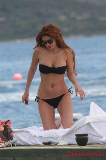 Ebru Poladın yaxta gəzintisi