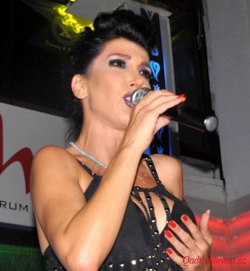 Hande yenə təəccübləndirdi