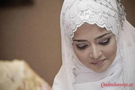 İslam evli insanların bu hallarda cinsi əlaqəsini qadağan etmişdir