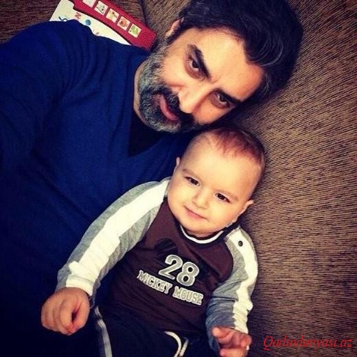 Necati Şaşmazın oğlu ilə ilk fotosu yayıldı