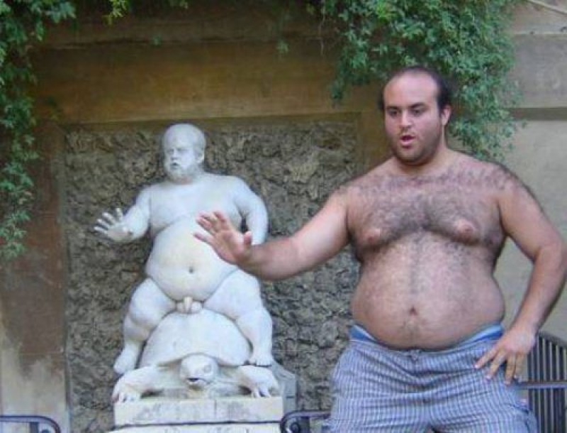 Siz daha çox maraqlısız,yoxsa heykəllər - Foto