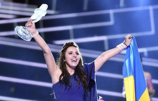 "Eurovision" qalibi Cəmalə: " Azərbaycanın və Ermənistanın barışmasını istəyirəm" - FOTO