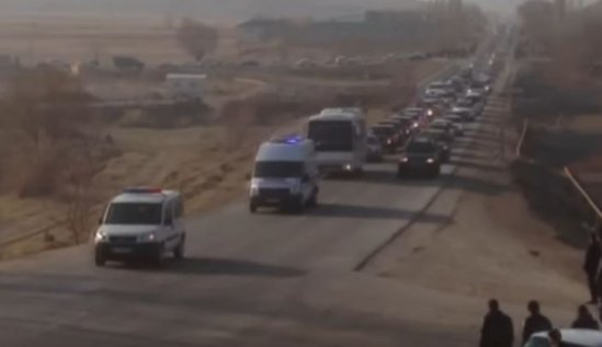 Şəhidimizin heç yerdə görmədiyiniz izdihamlı dəfnindən görüntü (VİDEO)