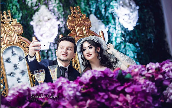 400 minlik toyu ilə gündəmə gələn məmurun qızının estetiksiz FOTOSU- GÖRƏNLƏR TANIMADI