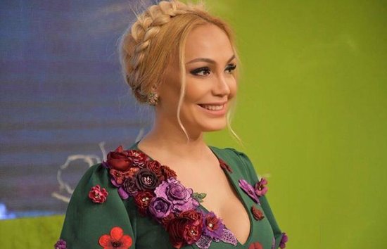 "Facebook" Nura Surini "blokladı"