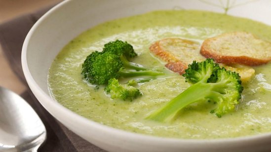 Brokoli şorbasının hazırlanması və faydaları