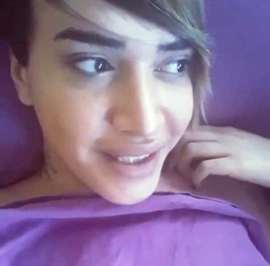 Bu transeksualın yataqdakı VİDEOSU rekord qırır: "Öpürəm sizi"