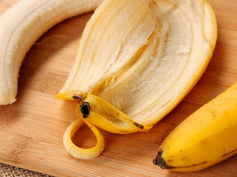 Banan qabıqlarını da yemək lazımdır – Bu problemlərdə faydalıdır