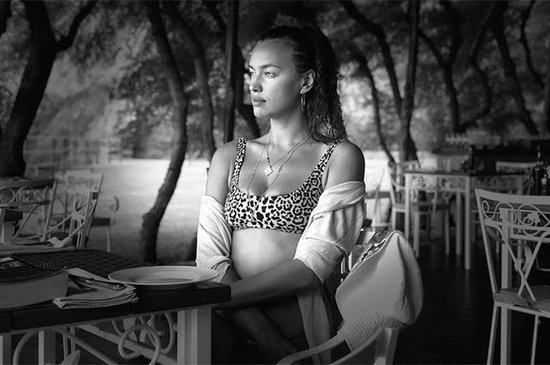 İrina Şeyk hamiləliyini gizlədə bilmədi - Fotolar