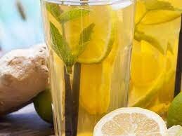 Zəncəfilli limonlu detoks suyu resepti
