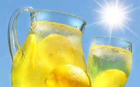Yemişli limonad (foto-resept)