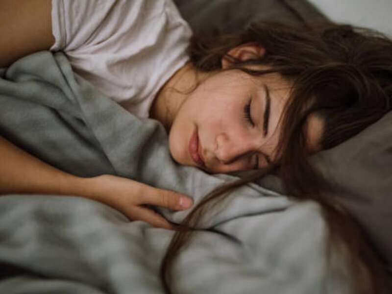 Bu formada yatmaq onurğanın 