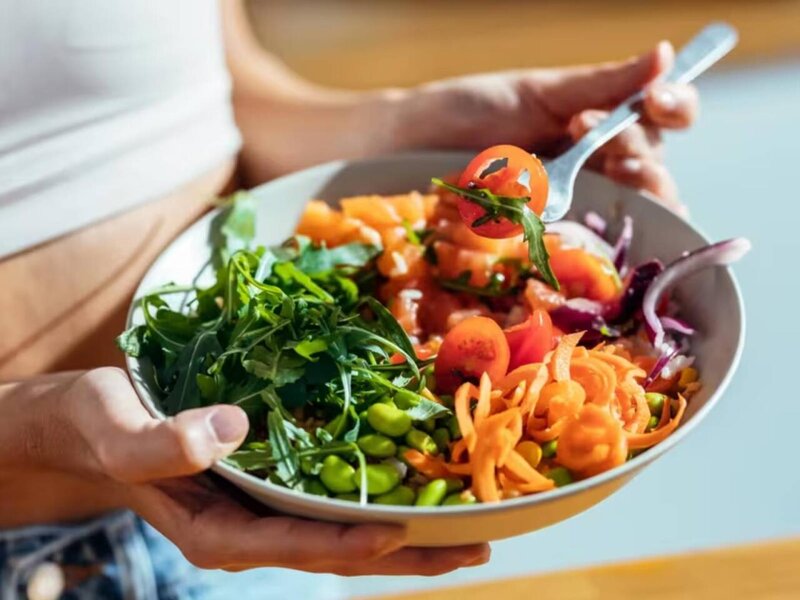 Sağlam qidalanıram, amma arıqlaya bilmirəm: bədən nəyə müqavimət göstərir?