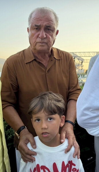 Fatih Terim azərbaycanlı müğənni ilə bir arada — FOTOLAR