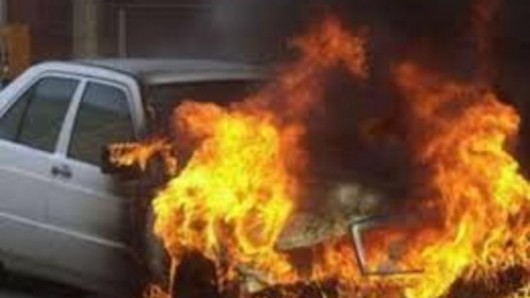 Polis İdarəsinin həyətində yanğın: iki avtomobil yandı - AZƏRBAYCANDA