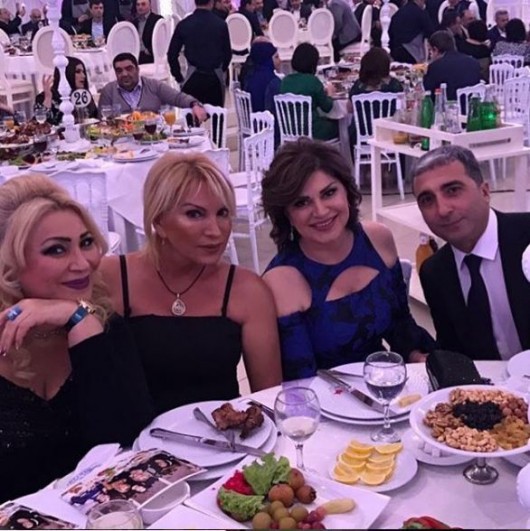 Rafael İsgəndərov qızına toy etdi – FOTOLAR