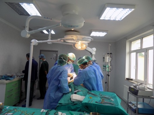 Beyninə qan sızan azərbaycanlı məşhurdan xəbər var - FOTO