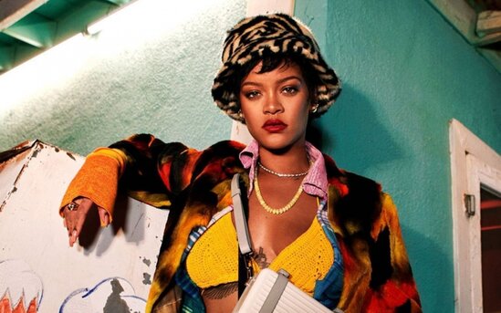 Rihanna malikanəsini 13 milyona satır - Fotolar