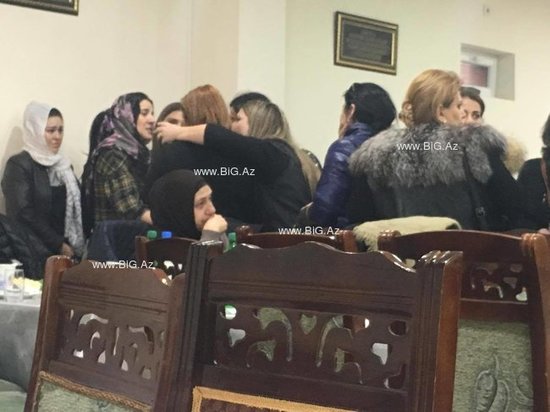 "Həyat yoldaşına aldığı son hədiyyəni verə bilmədi ..." - ANS-in jurnalistinin dəfnindən FOTOLAR