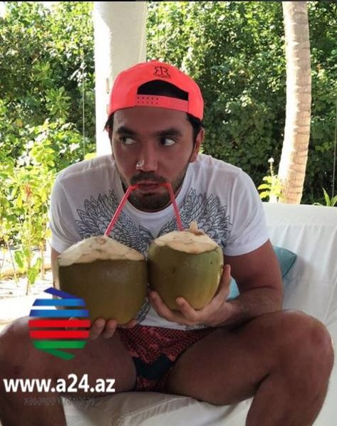 Azərbaycanlı məmurun dəbdəbəli həyatından FOTOLAR yayıldı