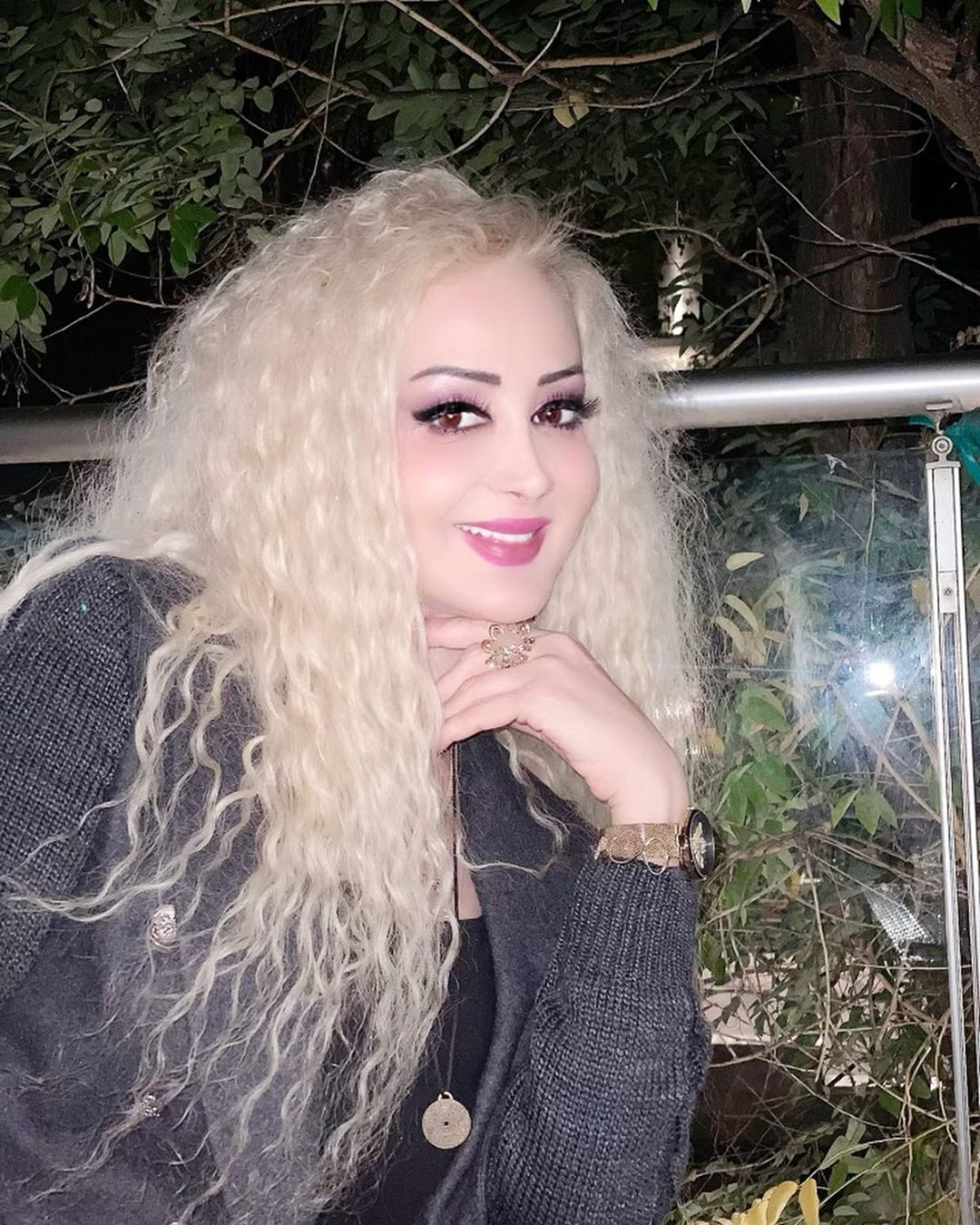 Məleykə Əsədovanın bu şəkilləri lağa qoyuldu - "Özünü "Barbi"yə oxşadır"