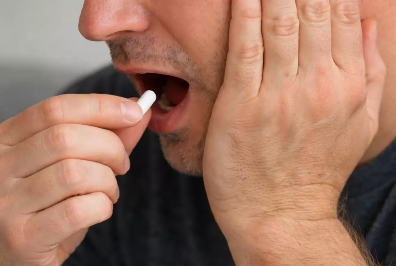 Diş ağrısına görə içdiyi ağrıkəsicidən sonra öldü