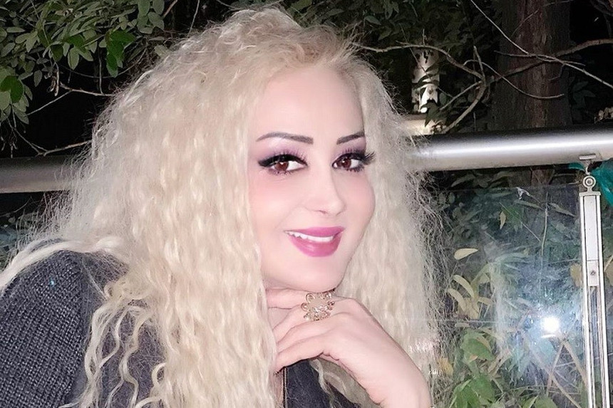 Məleykə Əsədovanın bu şəkilləri lağa qoyuldu - "Özünü "Barbi"yə oxşadır"