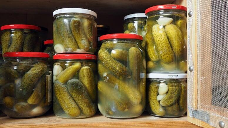 Turşu yeyərkən iki dəfə düşünün: Faydalıdır, yoxsa zərərli?