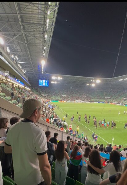 Məşhur müğənni 'Qarabağ'ı dəstəkləmək üçün Budapeştə getdi - FOTOLAR