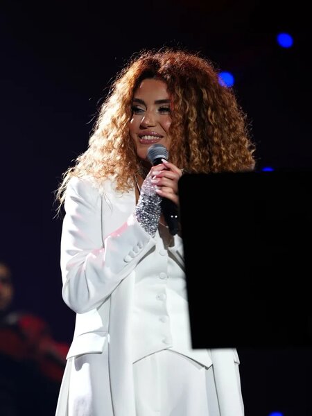 Çinarə ilk konsertini verdi - FOTOLAR