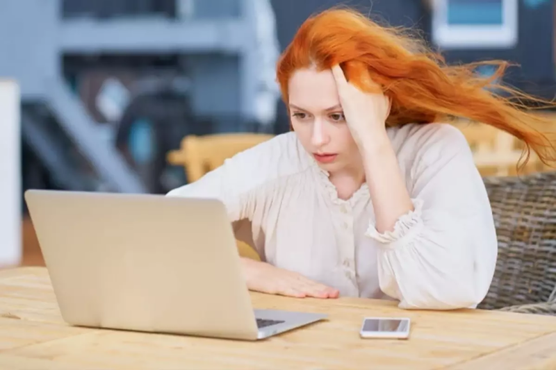 Səhv eşitmədiniz - Bu xəstəlik internetdə axtarış edərkən yoluxur