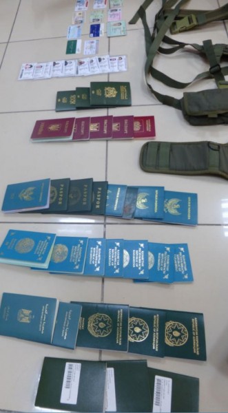 "Reina" terrorunda yeni iz - Saxlanılanların evindən Azərbaycan pasportları tapıldı (FOTO)