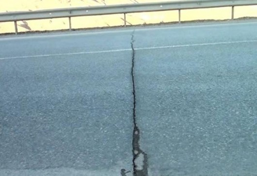 Bakının məşhur yolu çökdü - FOTOLAR