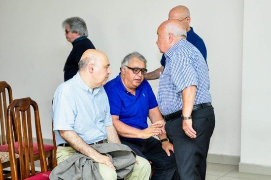 Xalq artistimizin həyat yoldaşının dəfnindən ÜRƏKDAĞLAYAN FOTOLAR