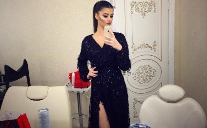Vəfa Zeynalovanın model qızından yeni FOTOLAR