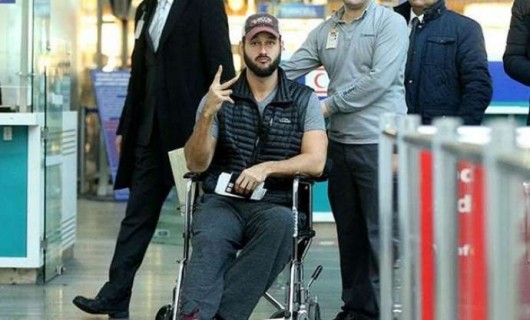 İstanbuldakı terrorda həyatını mobil telefonu qurtardı - FOTO