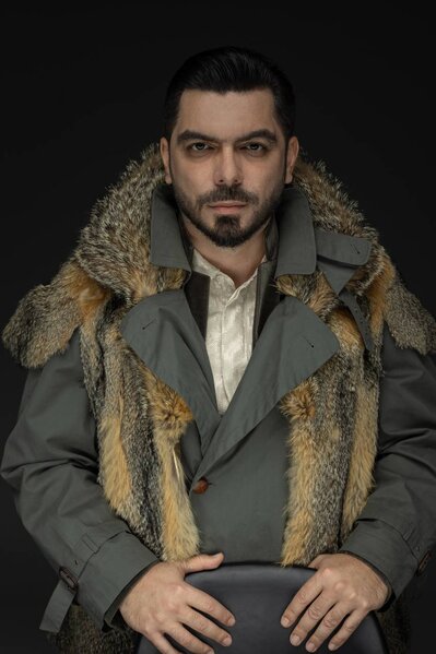 Yaşardan yeni tərzdə FOTOLAR