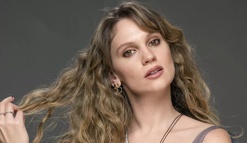 Farah Zeynep ekrana dönməyəcəyini açqladı