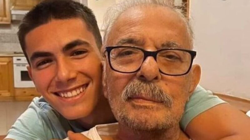 Oğlu Fərdi Tayfur üçün arxiv fondu yaratdı