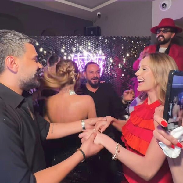 Ayrılıq qərarı verən Dilan Polat əri ilə barışdı - FOTOLAR